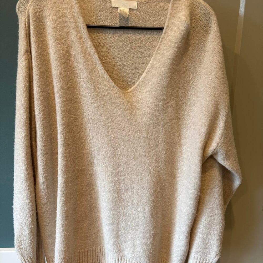 H&M Oversized Cream V Neck Sweater